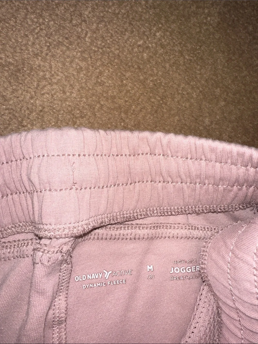 Old Navy Active kids high rise Pink Knit Dynamic Fleece Jogger Pants